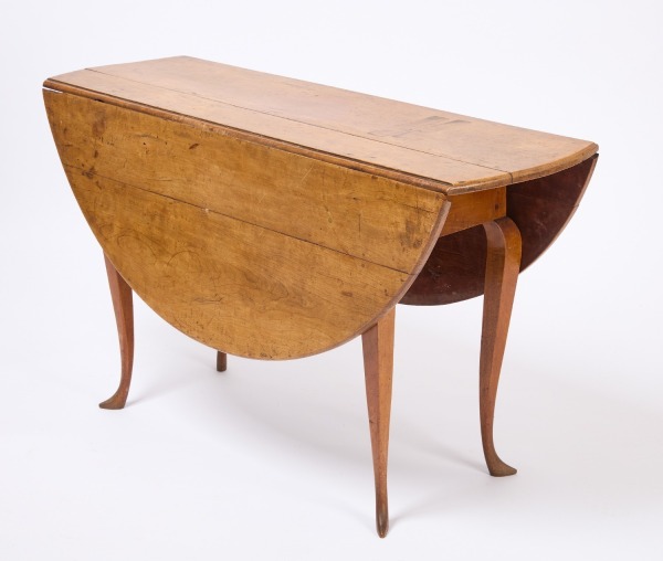 Queen Anne Drop leaf Table