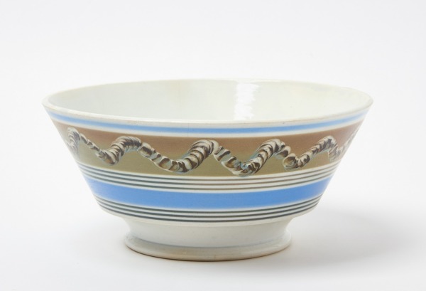 Mochaware Earthworm Serving Bowl