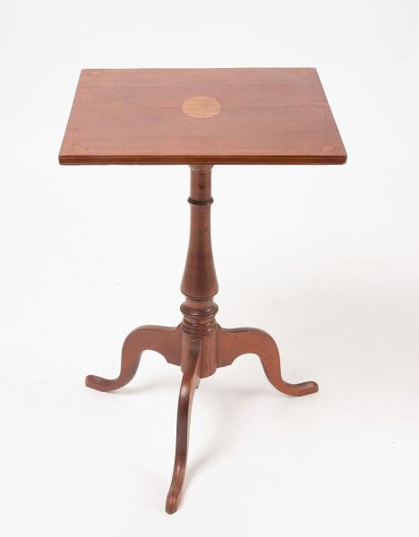 Queen Anne Candlestand