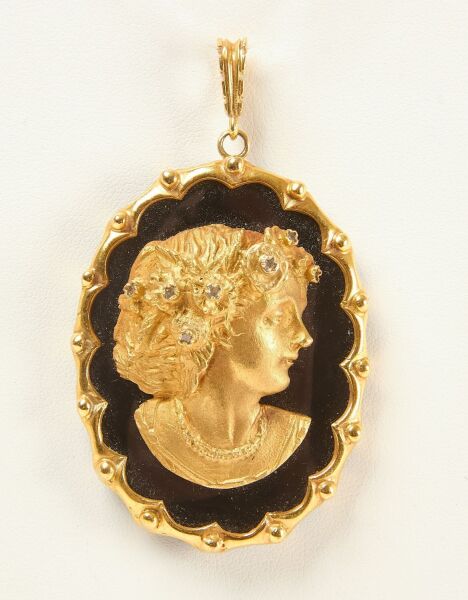 9K Gold Diamond and Onyx Cameo Pendant