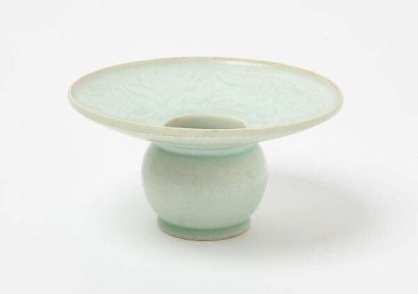 Chinese Hutian Porcelain Cup Stand