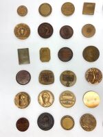 Group of International Medical Commemorative Bronze Medallions and Plaquettes - 4