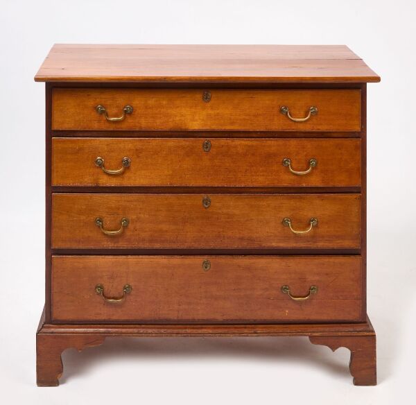 Chippendale Chest of Drawers