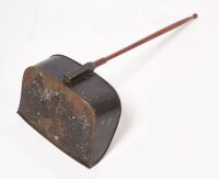 Shaker Dustpan - 2
