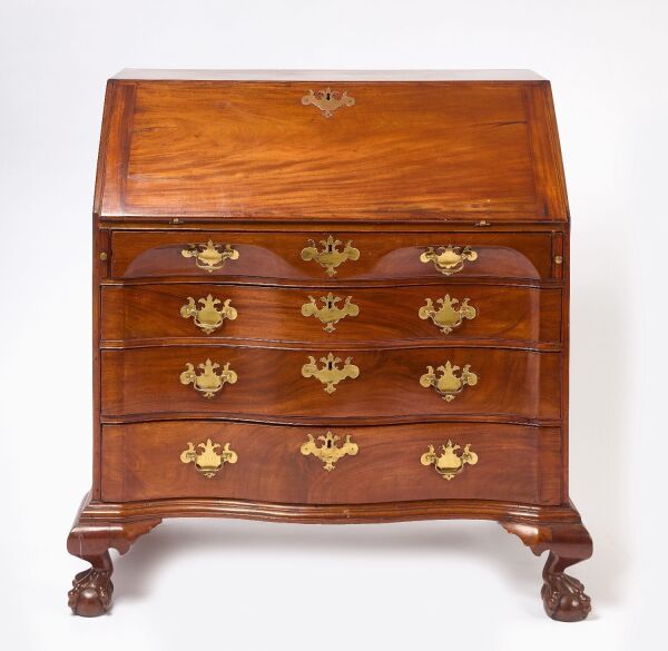 Chippendale Serpentine Slant Front Desk