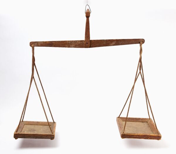 Early Country Store Scale