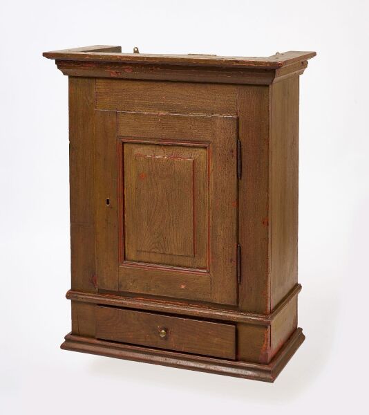 Hanging Cupboard