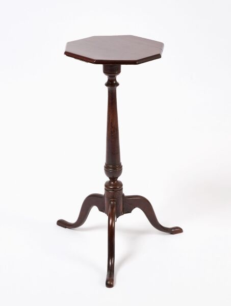 Queen Anne Candlestand