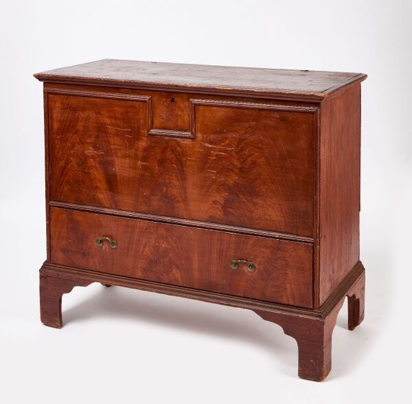 Early One Drawer Blanket Chest