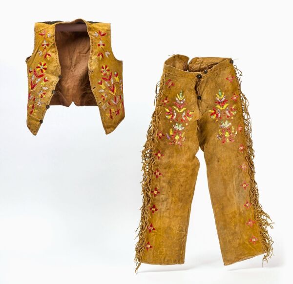 Sioux Outfit