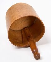 Shaker Clothes Pin Carrier - 3