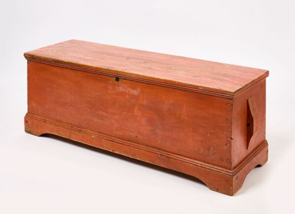 Blanket Chest in Pumpkin Paint