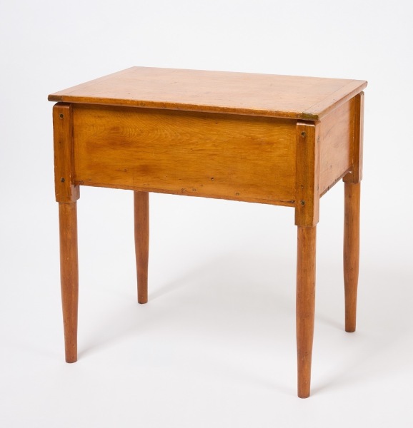 Shaker Lift-Top Work Table