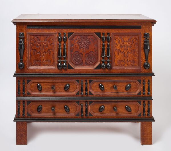 Wallace Nutting 'Connecticut Sunflower' Chest
