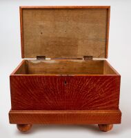Grain-Painted Diminutive Chest - 3