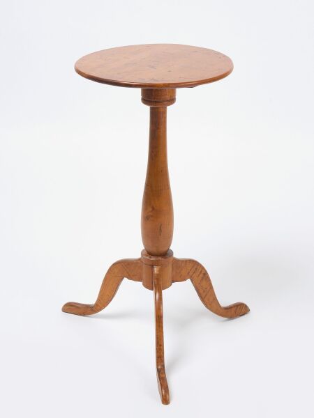 Maple Candle Stand