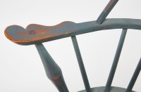 D. R. Dimes - Pair of Bow Back Windsor Armchairs - 2